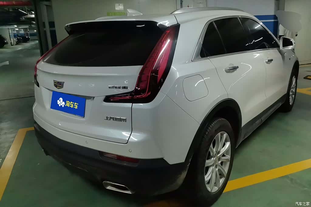 Cadillac XT4, 2020 3