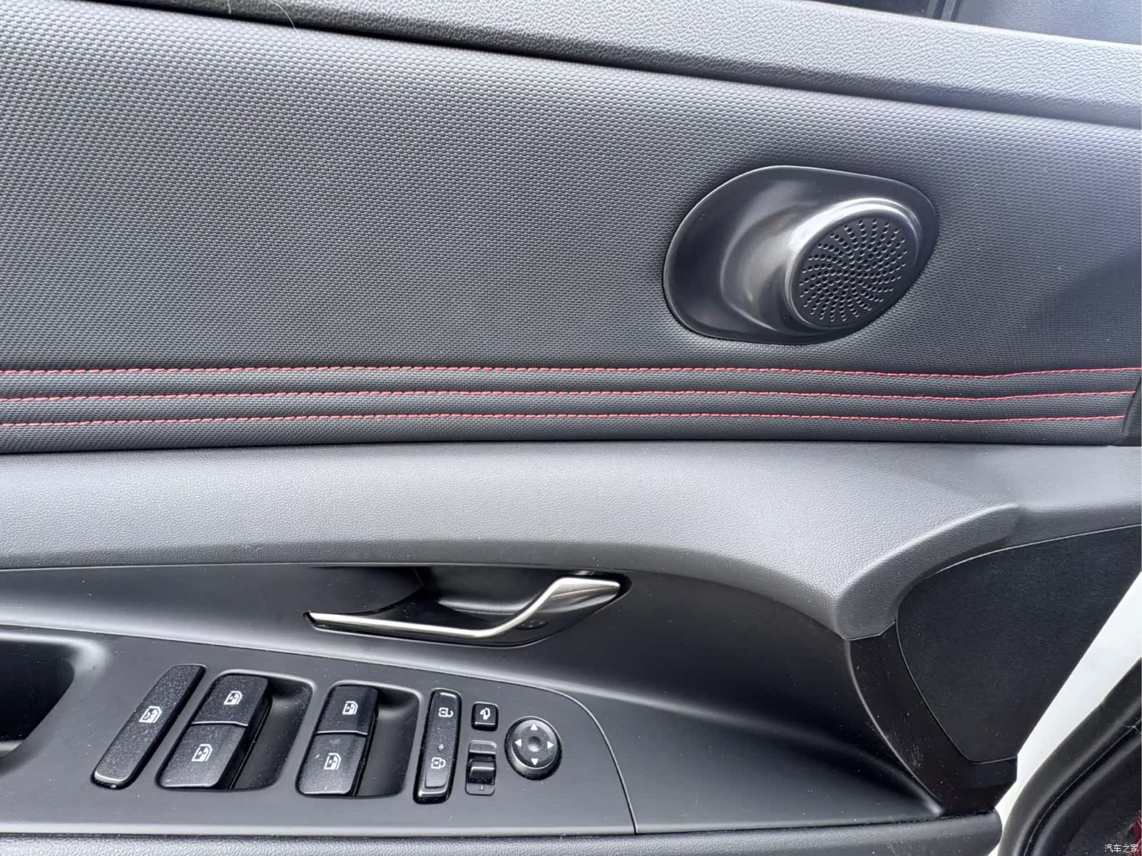 Hyundai Elantra, 2023 16