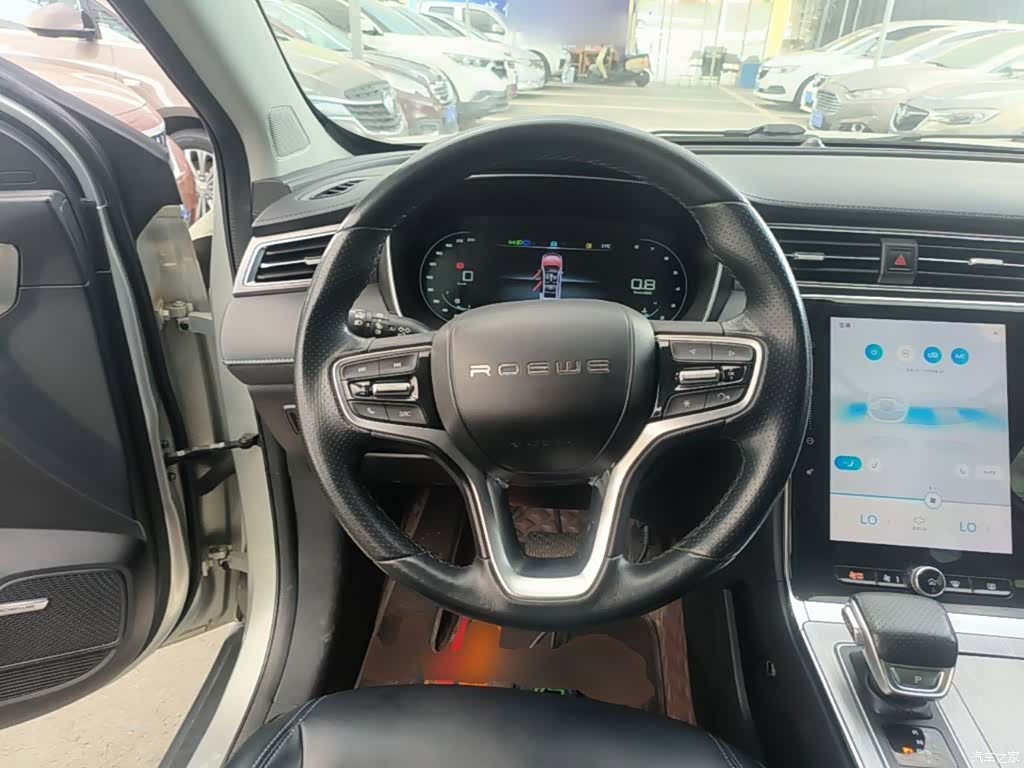 Roewe RX5, 2021 11