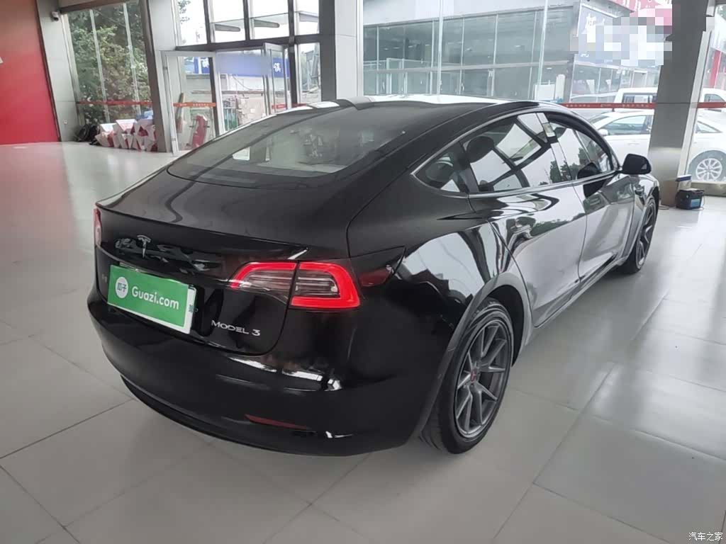 Tesla Model 3, 2022 все фото