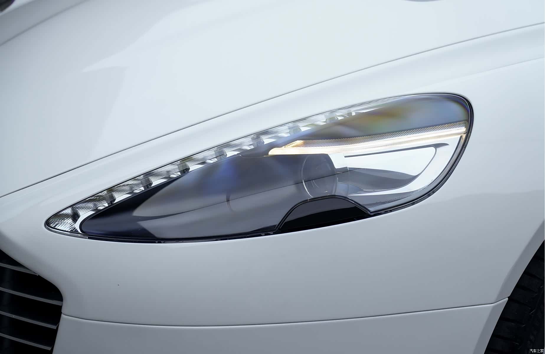 Aston Martin Rapide, 2016 8