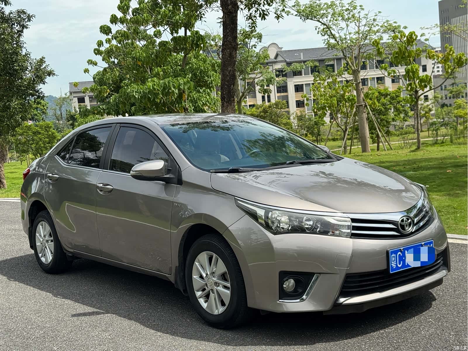 Toyota Corolla, 2015 3