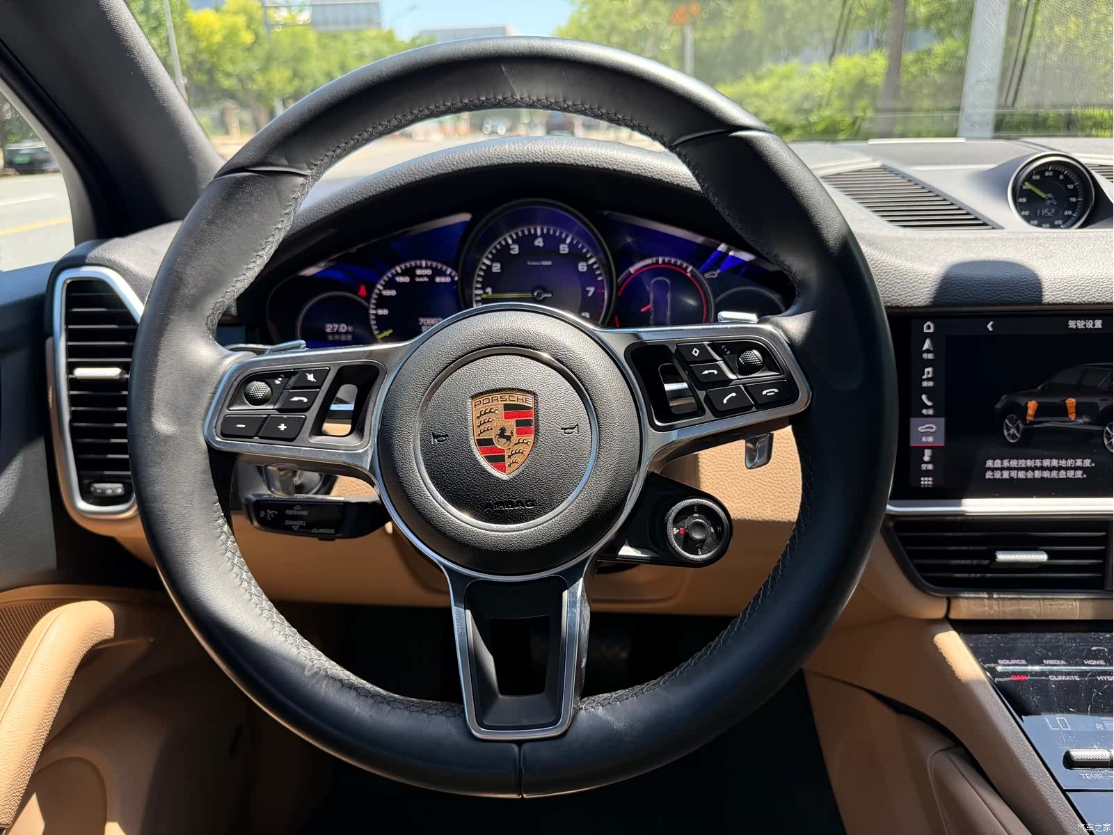 Porsche Cayenne, 2019 9