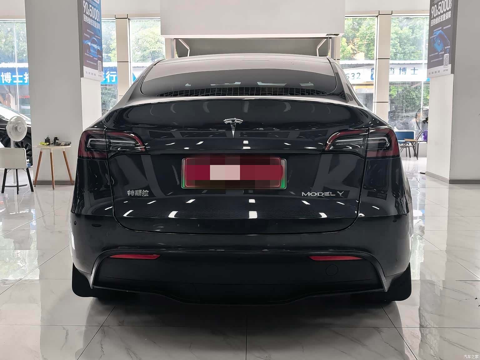 Tesla Model Y, 2024 10