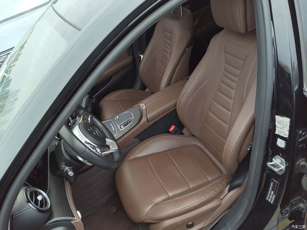 Mercedes-Benz E-Class, 2020 14