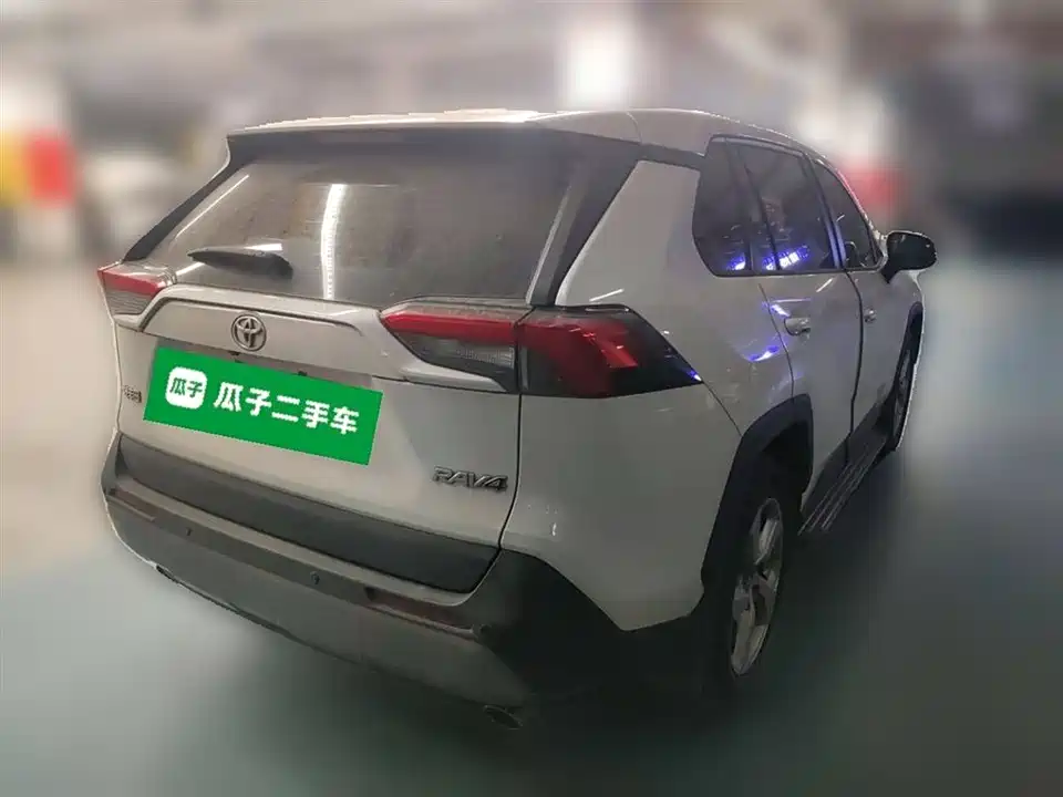 Toyota RAV4 Rongfang