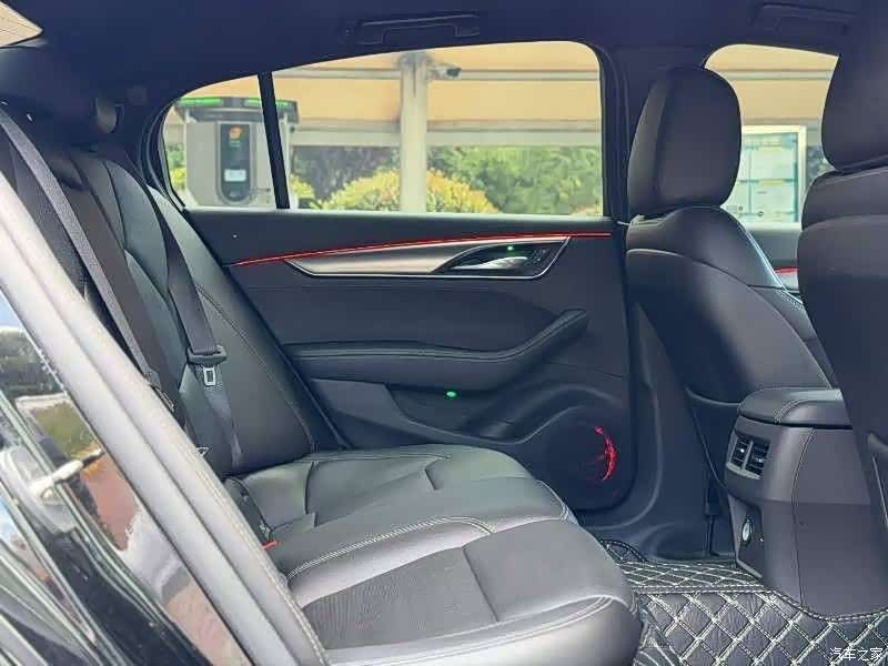 Cadillac CT5, 2024 13