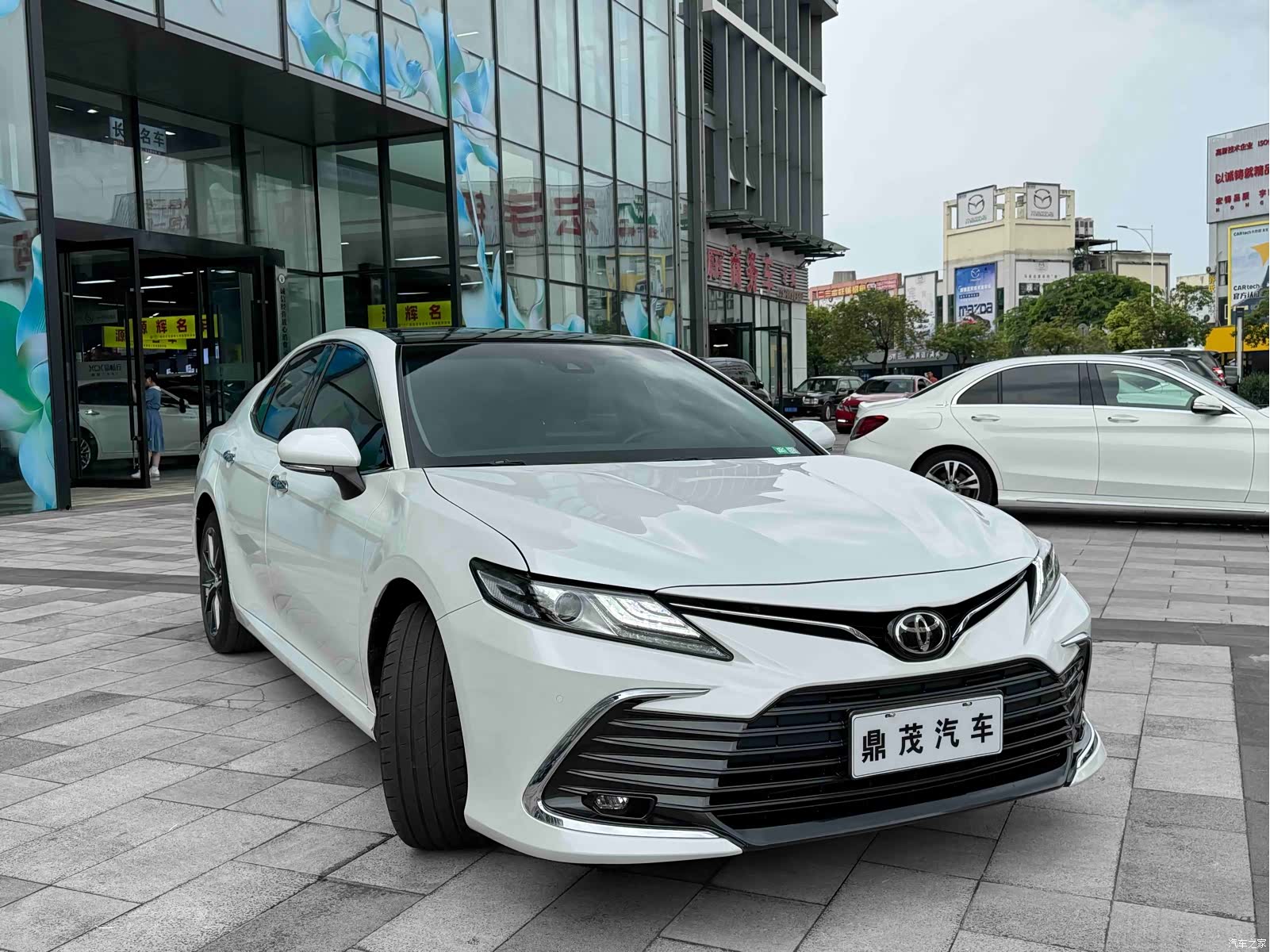 Toyota Camry, 2021 6