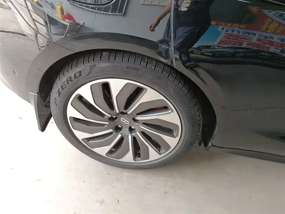 HarmonyOS Ask the world M5