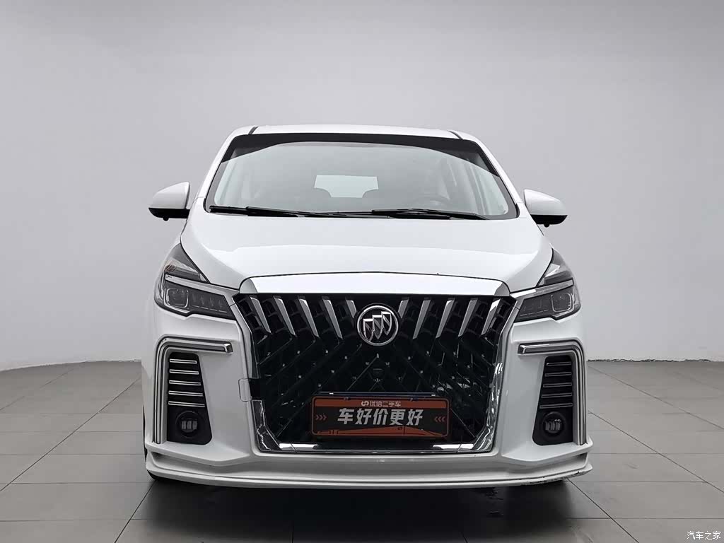 Buick GL8, 2022 3