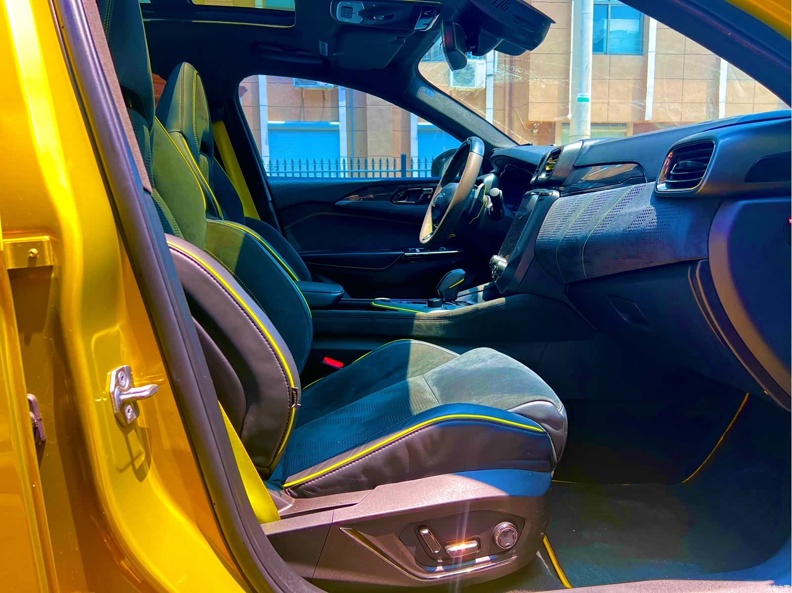 Lynk & Co 02, 2021 15