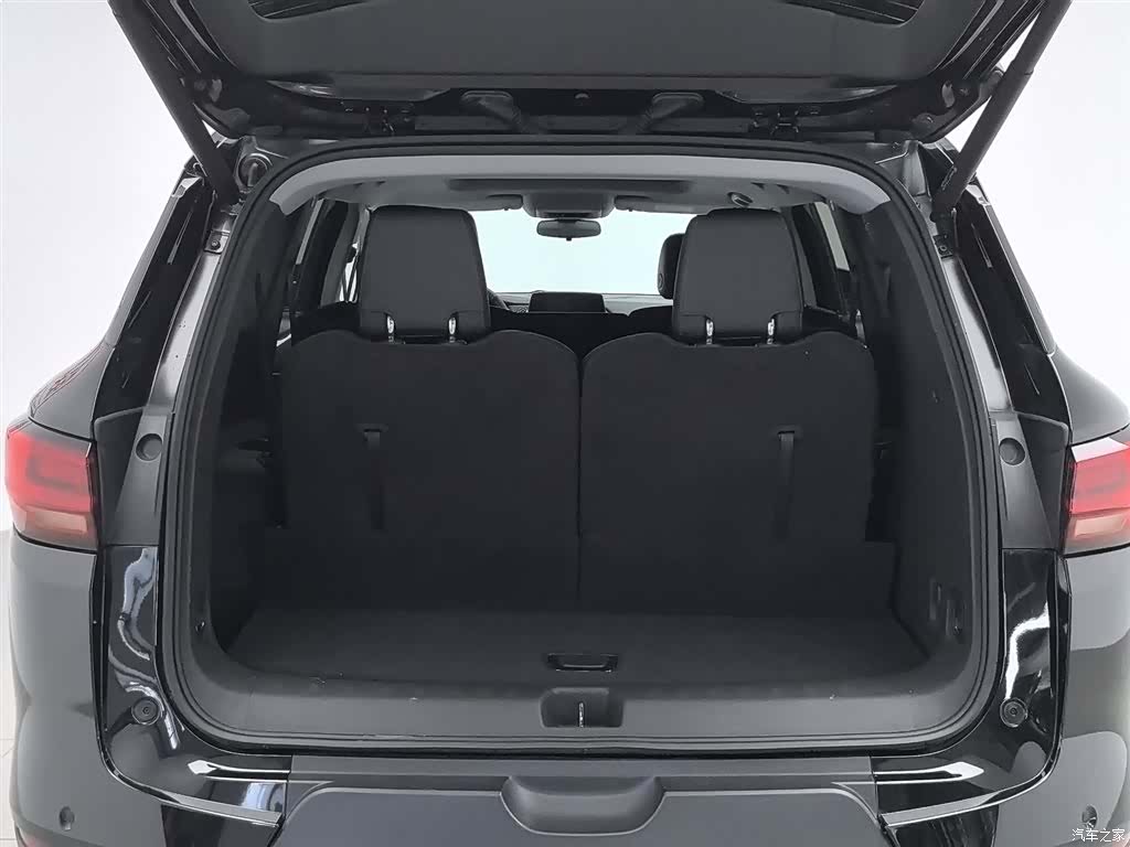 Chevrolet Blazer, 2023 16