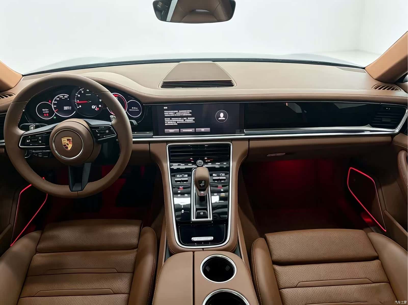 Porsche Panamera, 2023 все фото