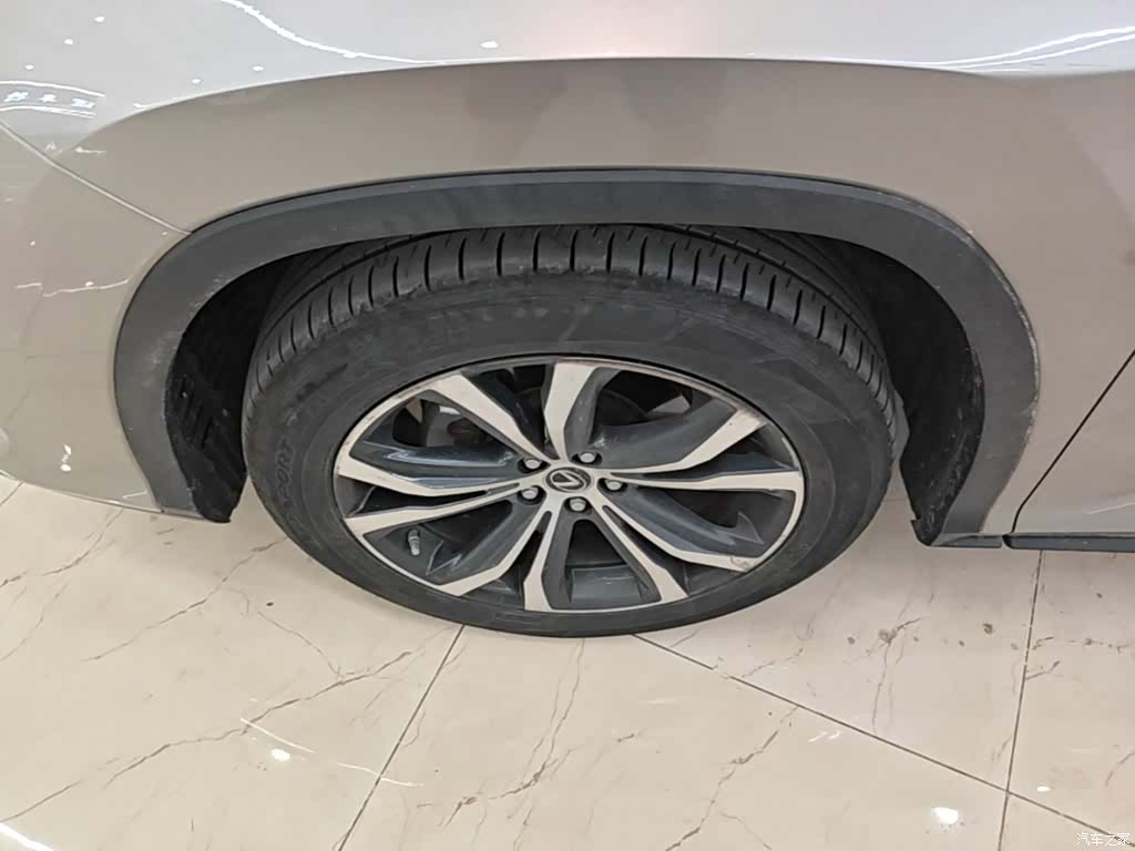 Lexus RX, 2022 23