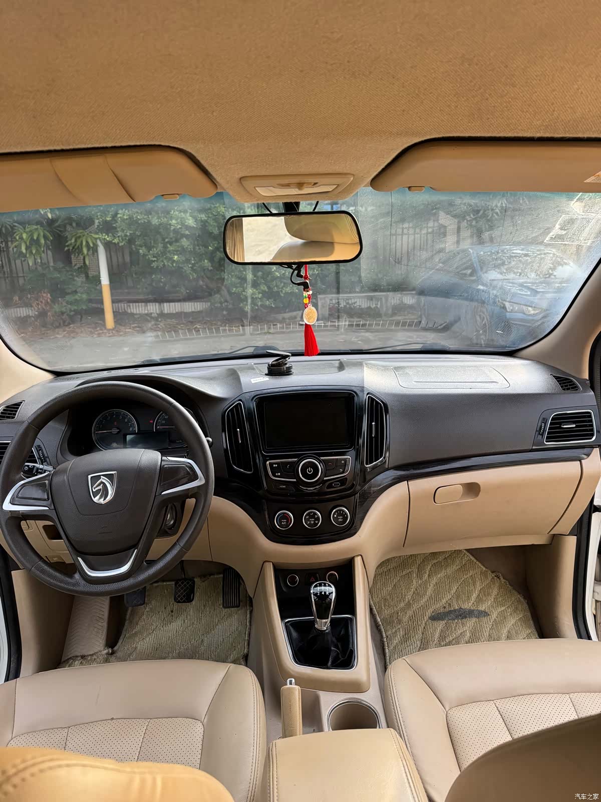 Wuling 730, 2015 8
