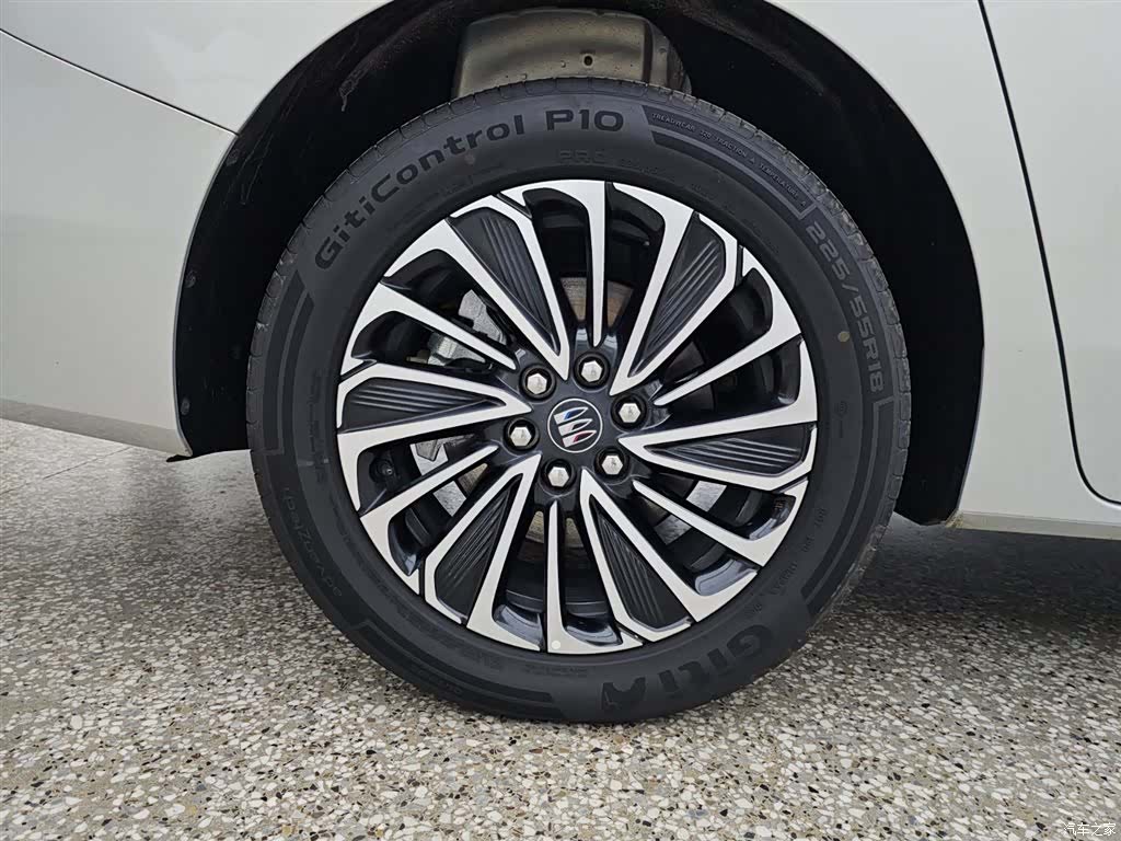 Buick GL8, 2025 16