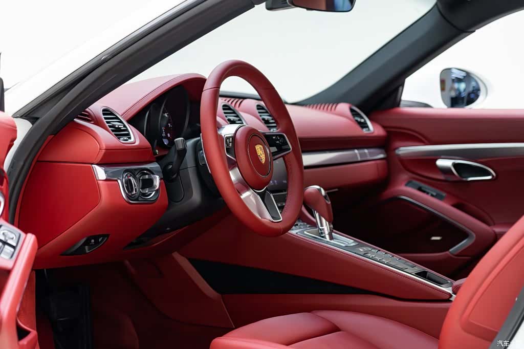 Porsche Cayman, 2019 8