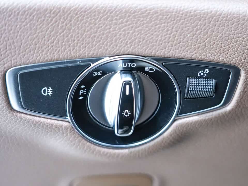 Mercedes-Benz E-class Mercedes-Benz E-class