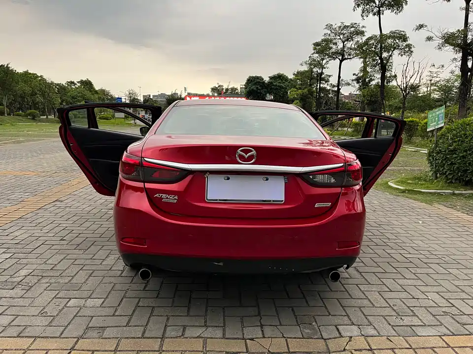Mazda Atez