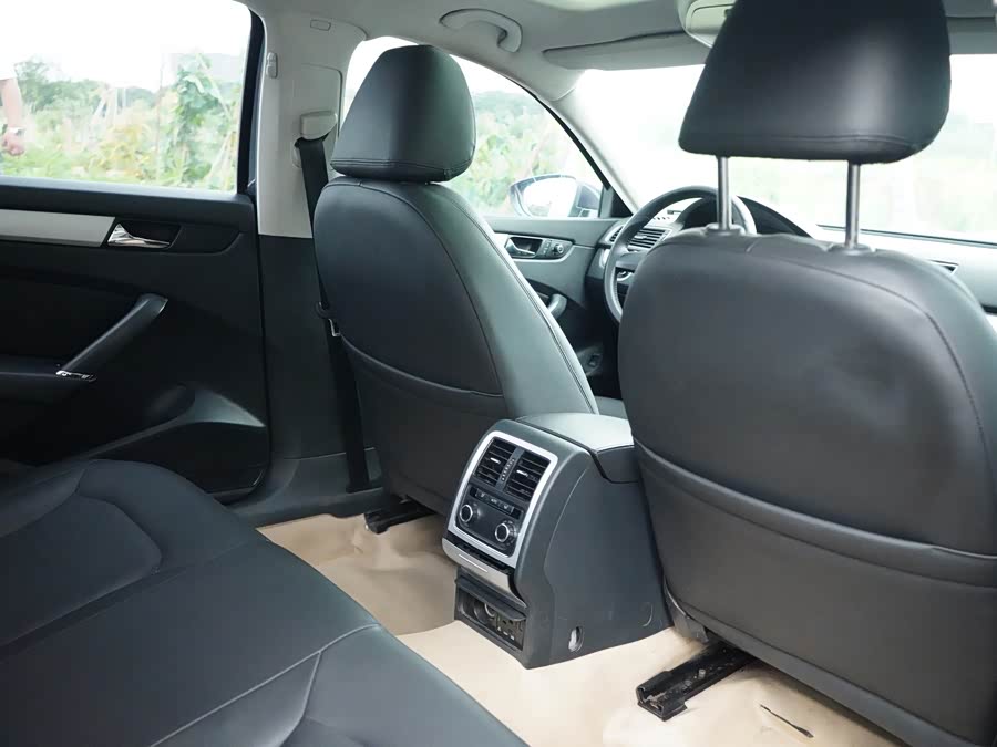 Volkswagen Passat 2014, фото 15