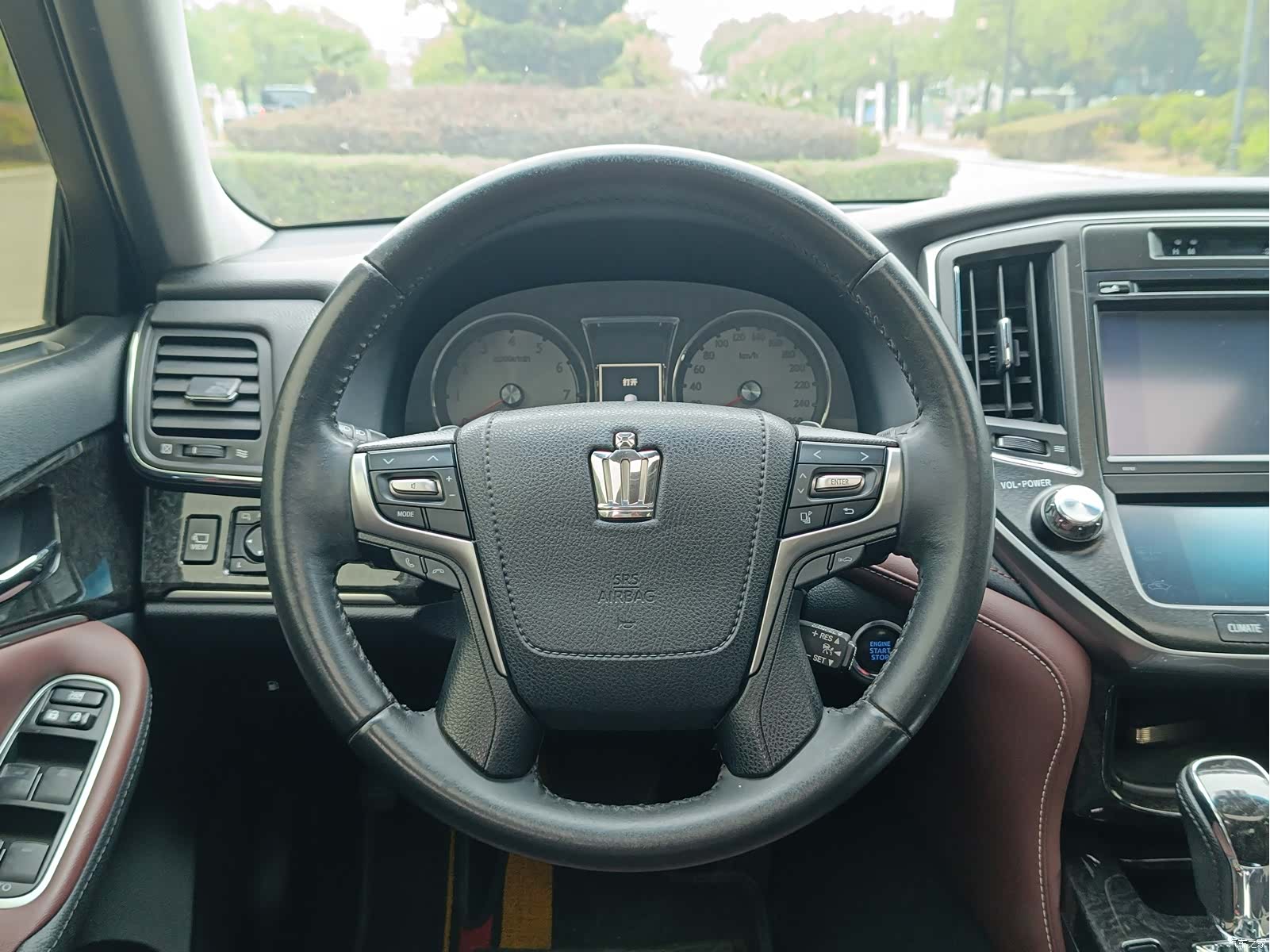 Toyota Crown, 2018 11