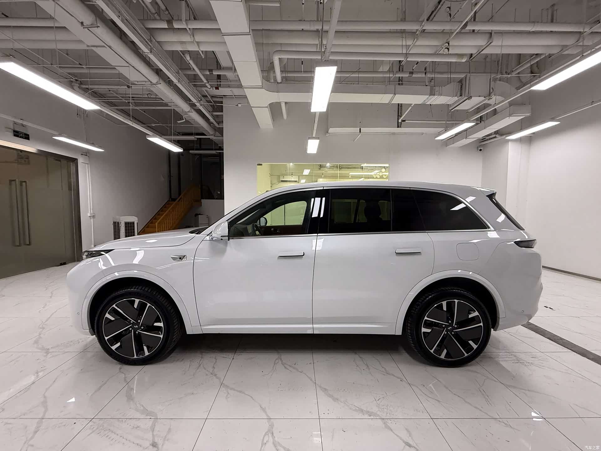 Li Auto L8, 2025 3