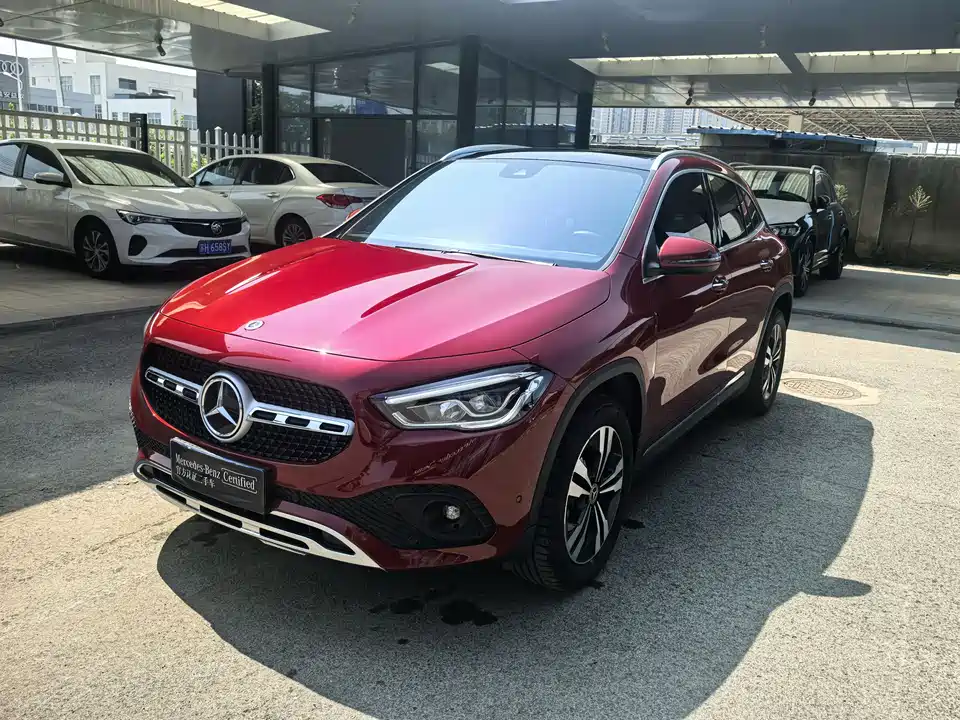 Mercedes-Benz GLA