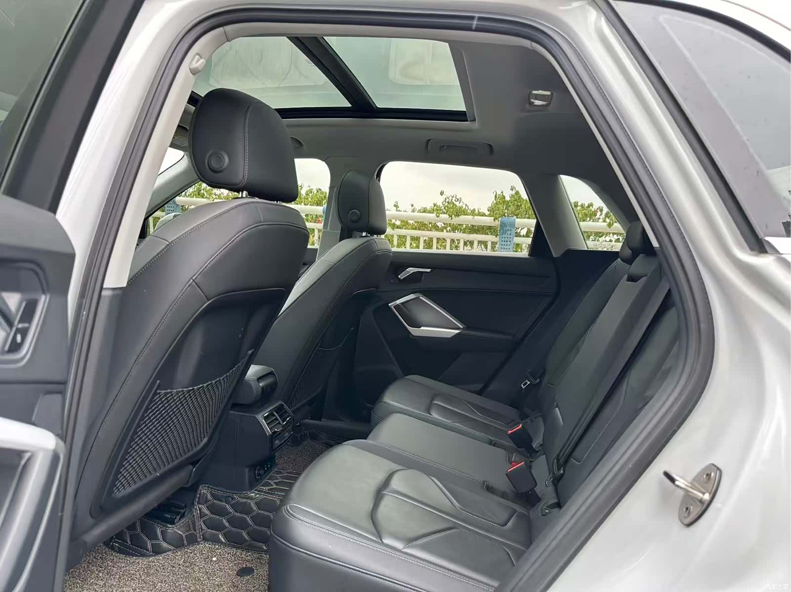 Audi Q3, 2020 14