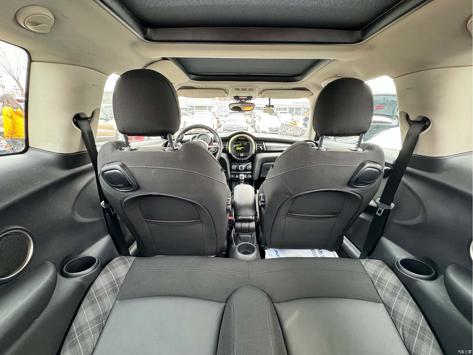 Mini Cooper, 2015 8