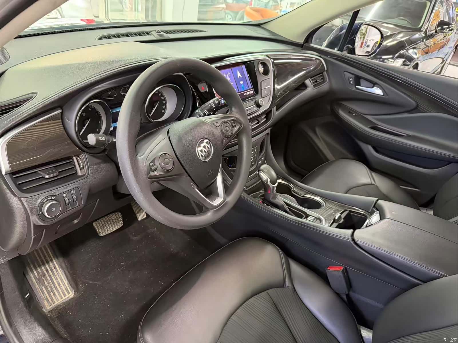 Buick Envision Plus, 2021 7