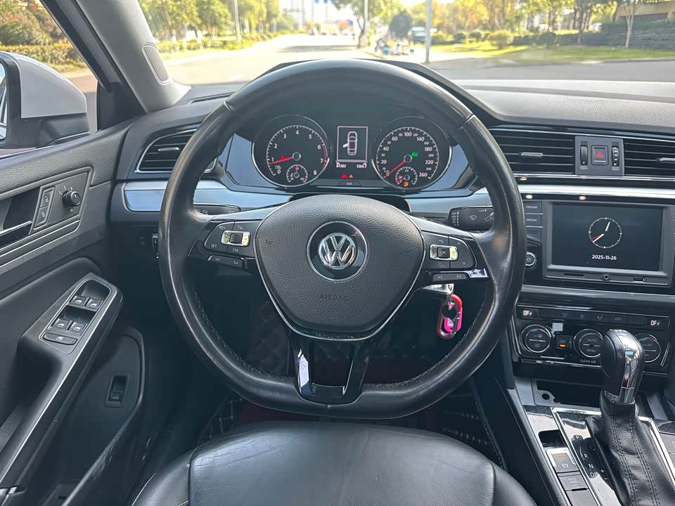 Volkswagen Lingdu