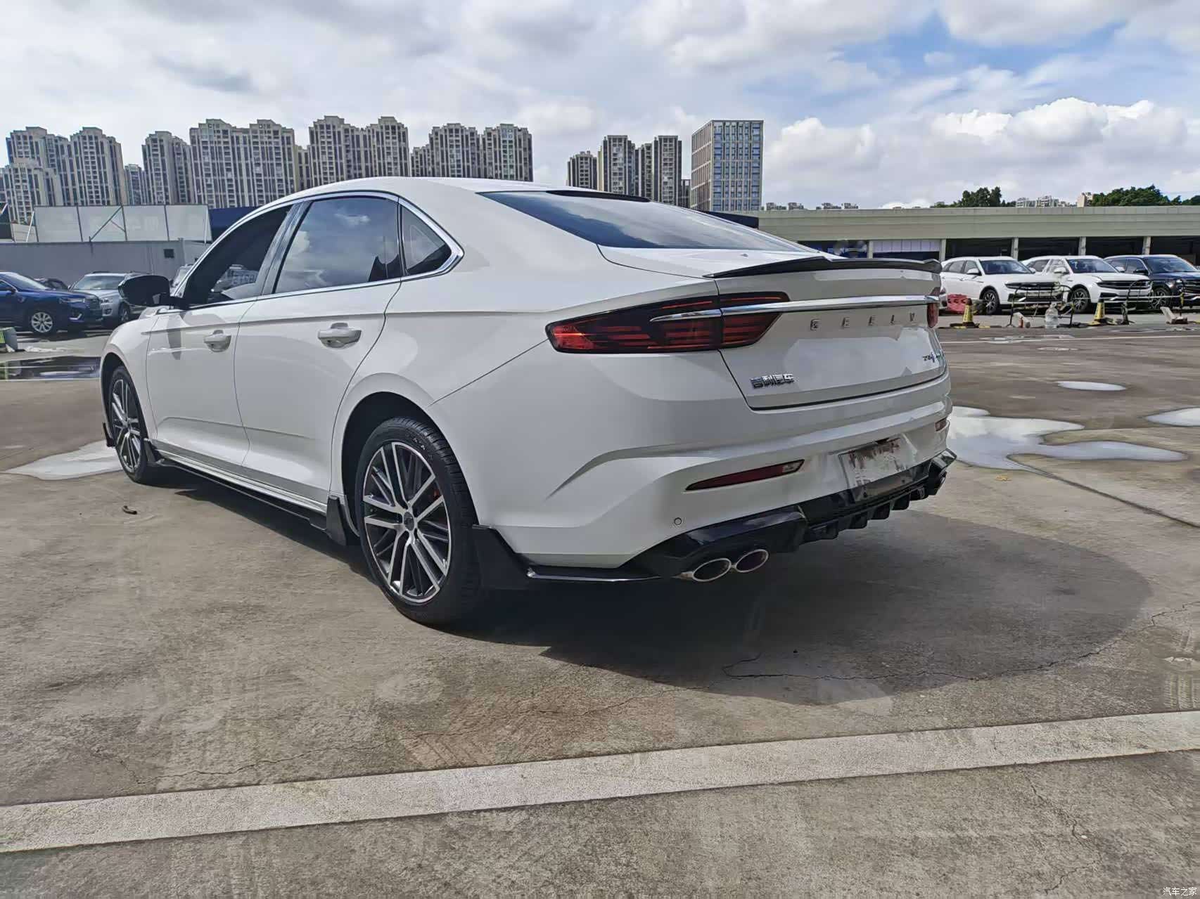 Geely Preface, 2022 15