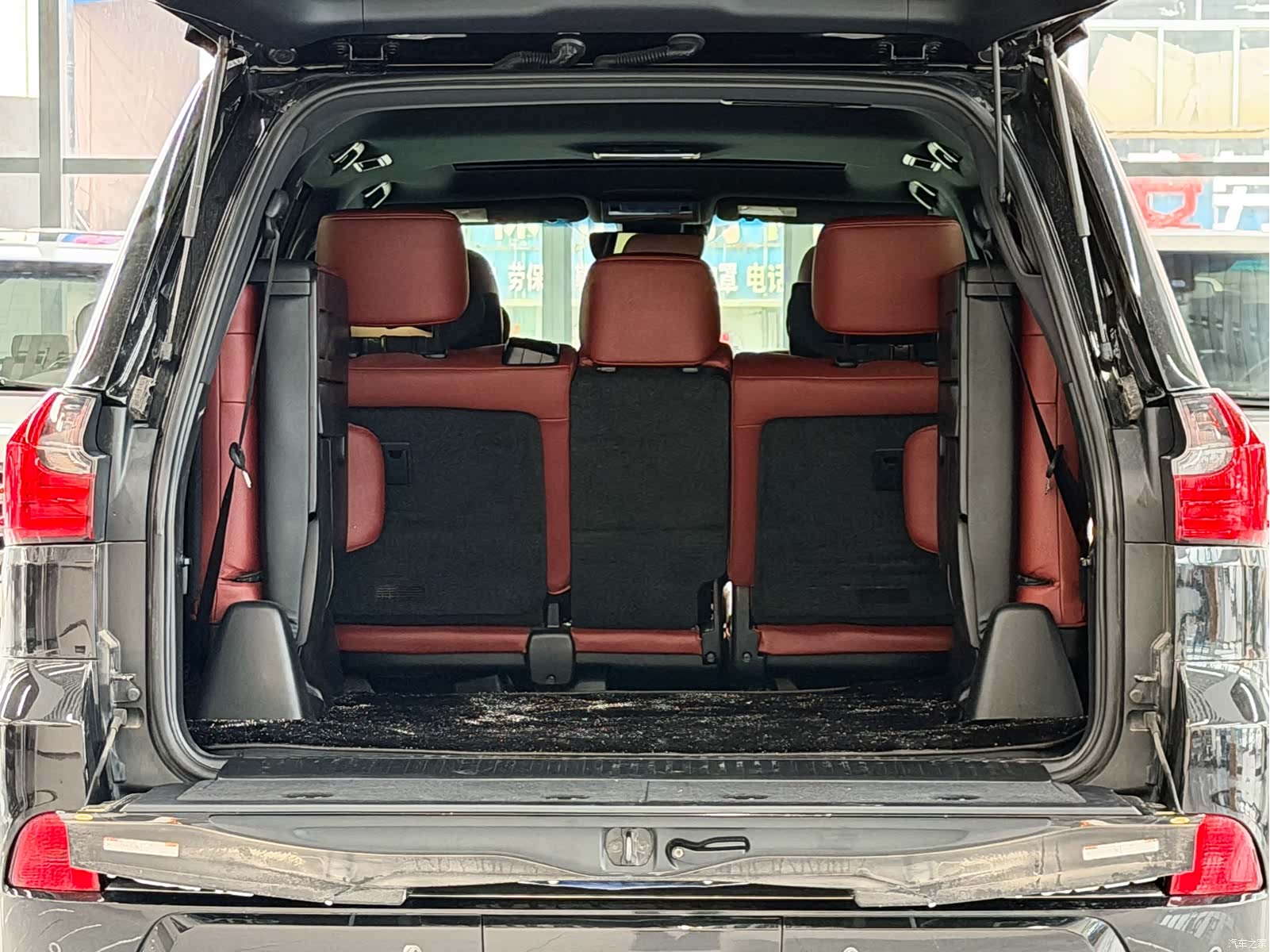 Lexus LX, 2019 6