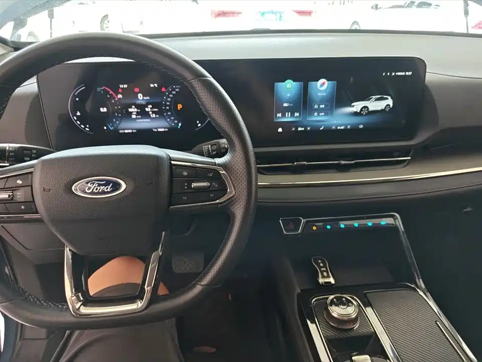 Ford Ling Rui Ford Ling Rui