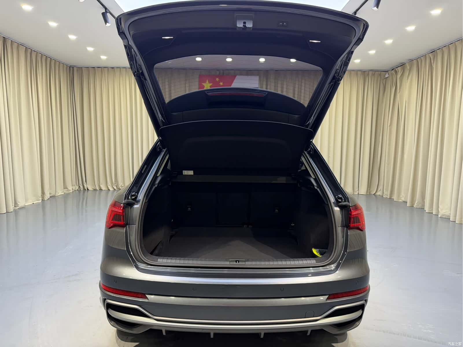 Audi Q3, 2022 8
