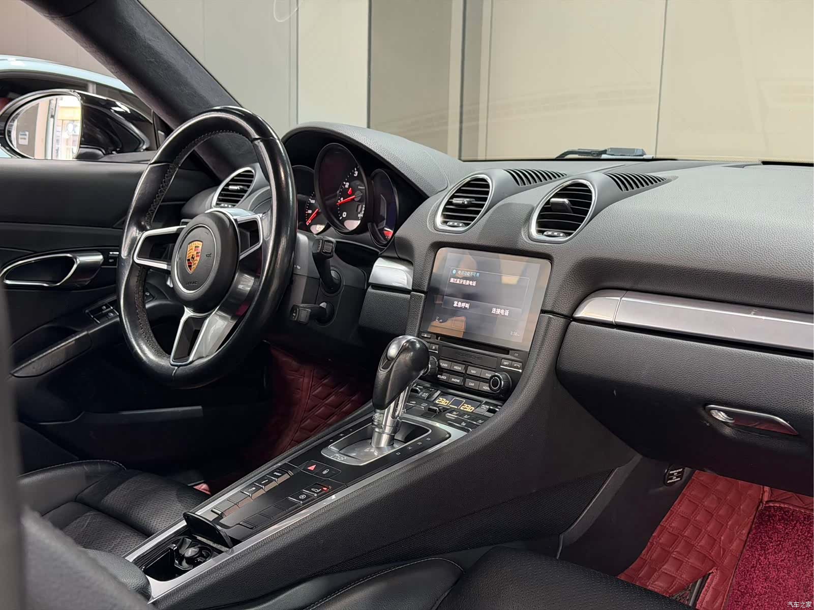 Porsche Cayman, 2017 11