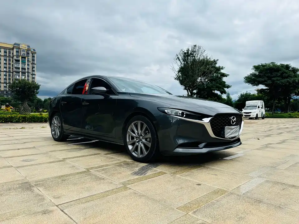 Mazda 3 Angkesaila