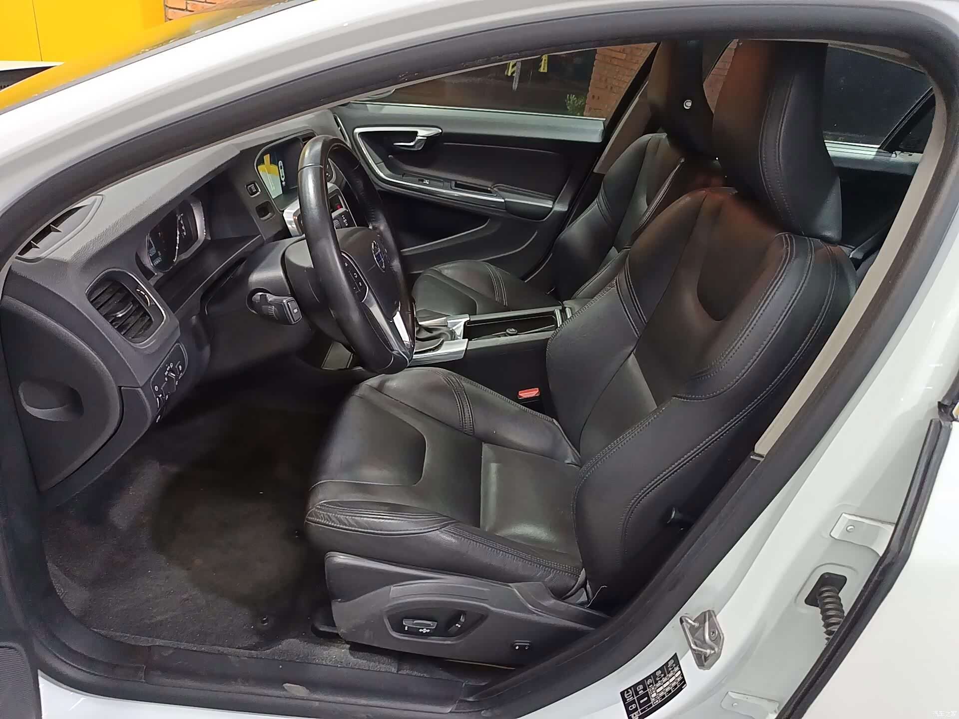 Volvo S60, 2016 8