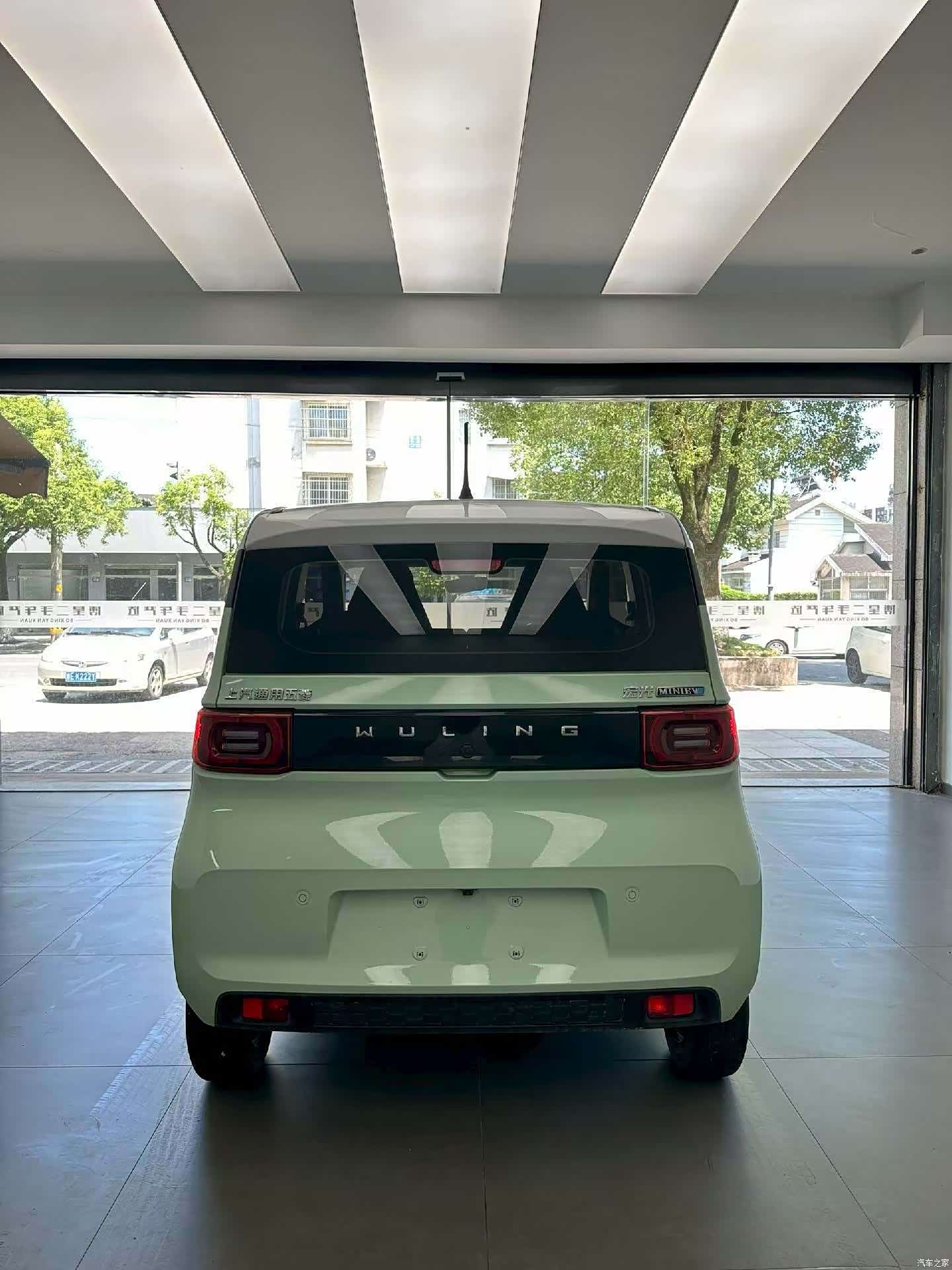 Wuling MINIEV, 2022 8