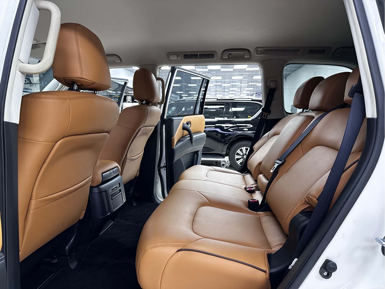 Nissan Patrol, 2019 10