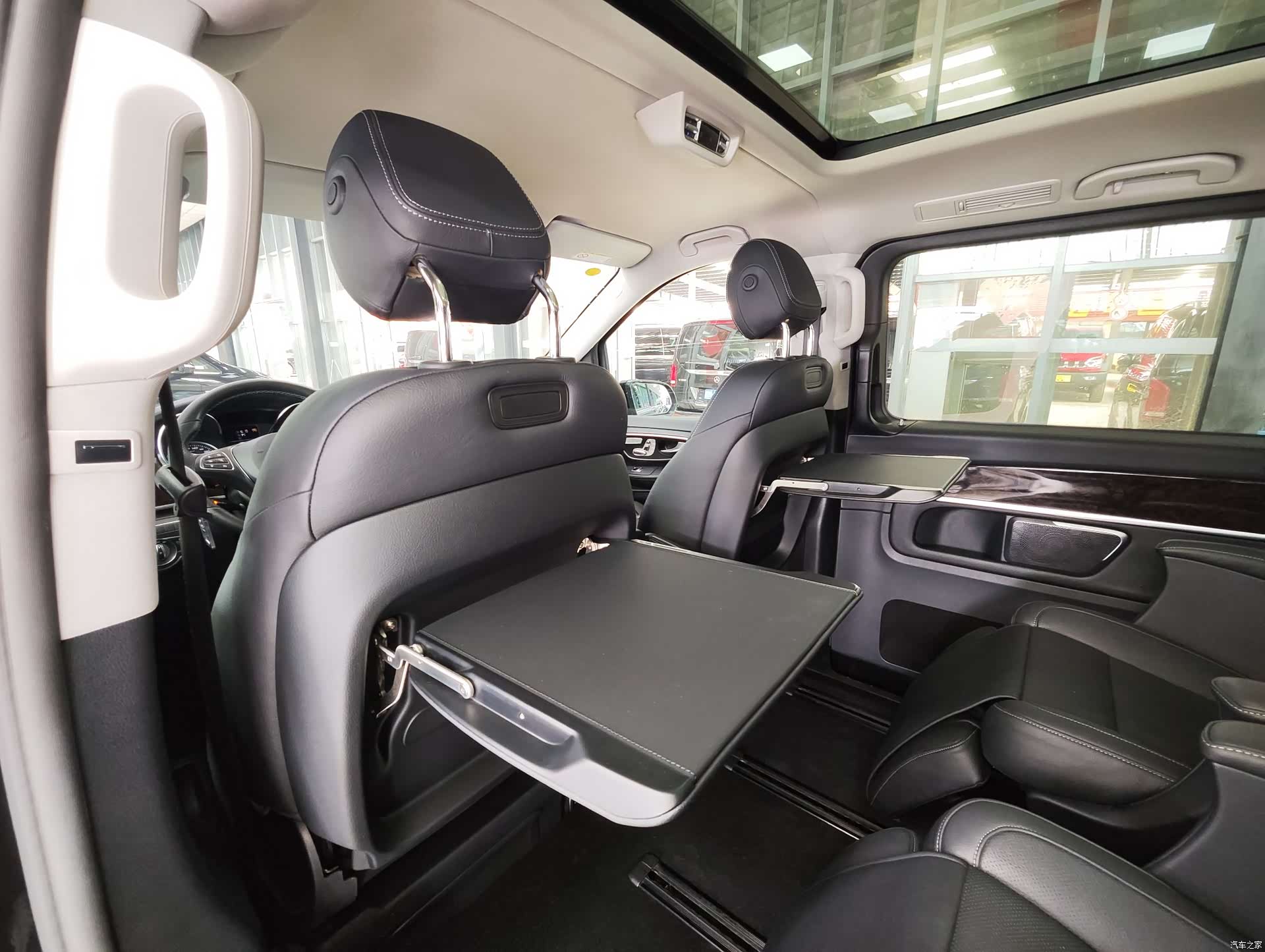 Mercedes-Benz V-Class, 2019 22
