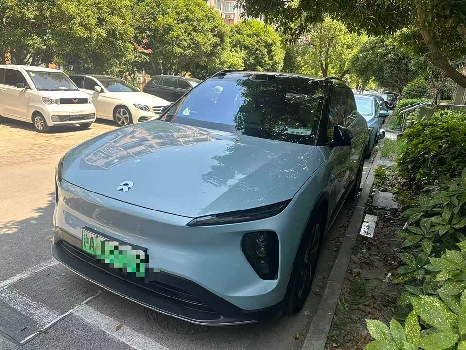 NIO ES6