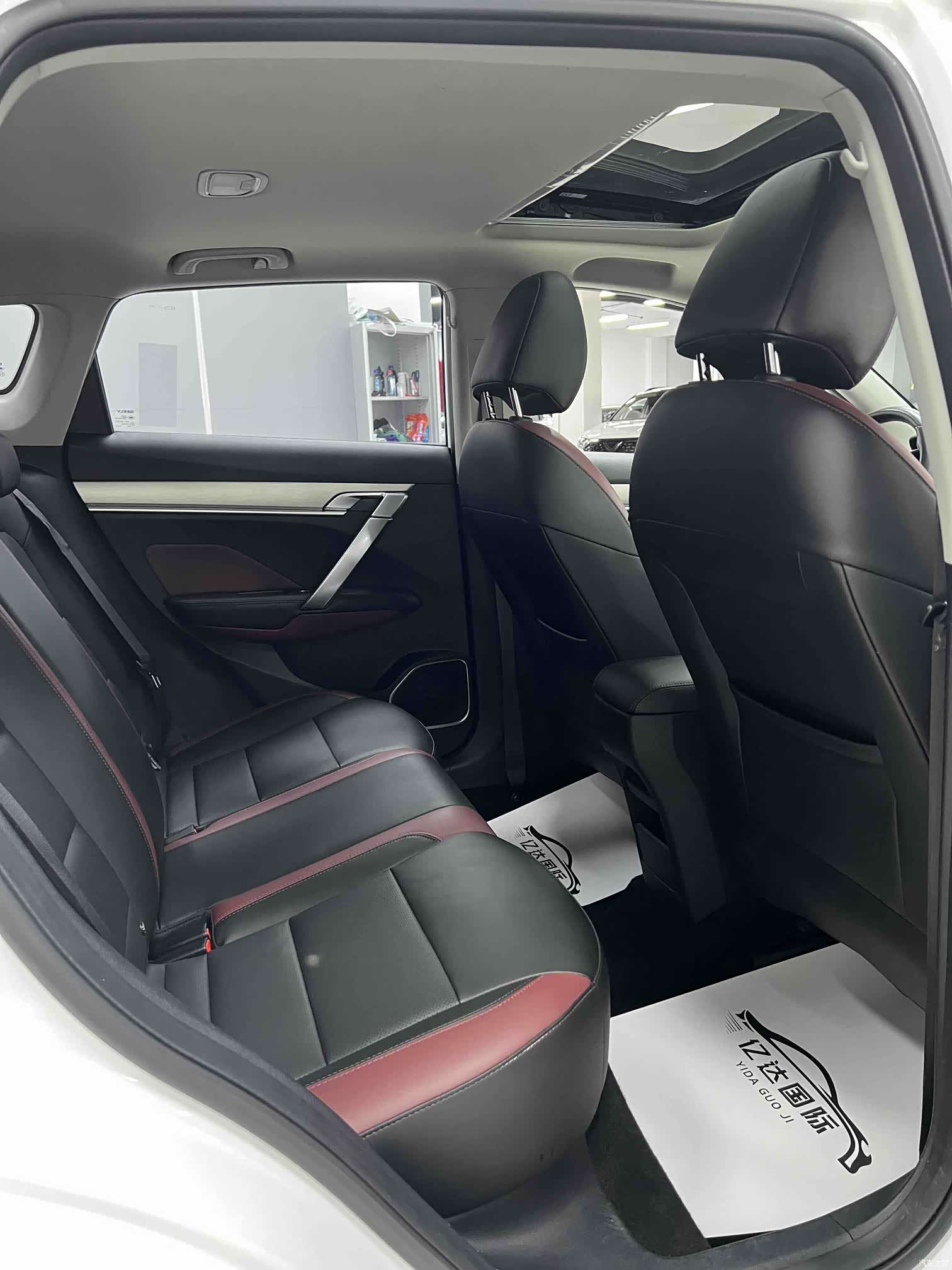 Geely Coolray, 2022 все фото