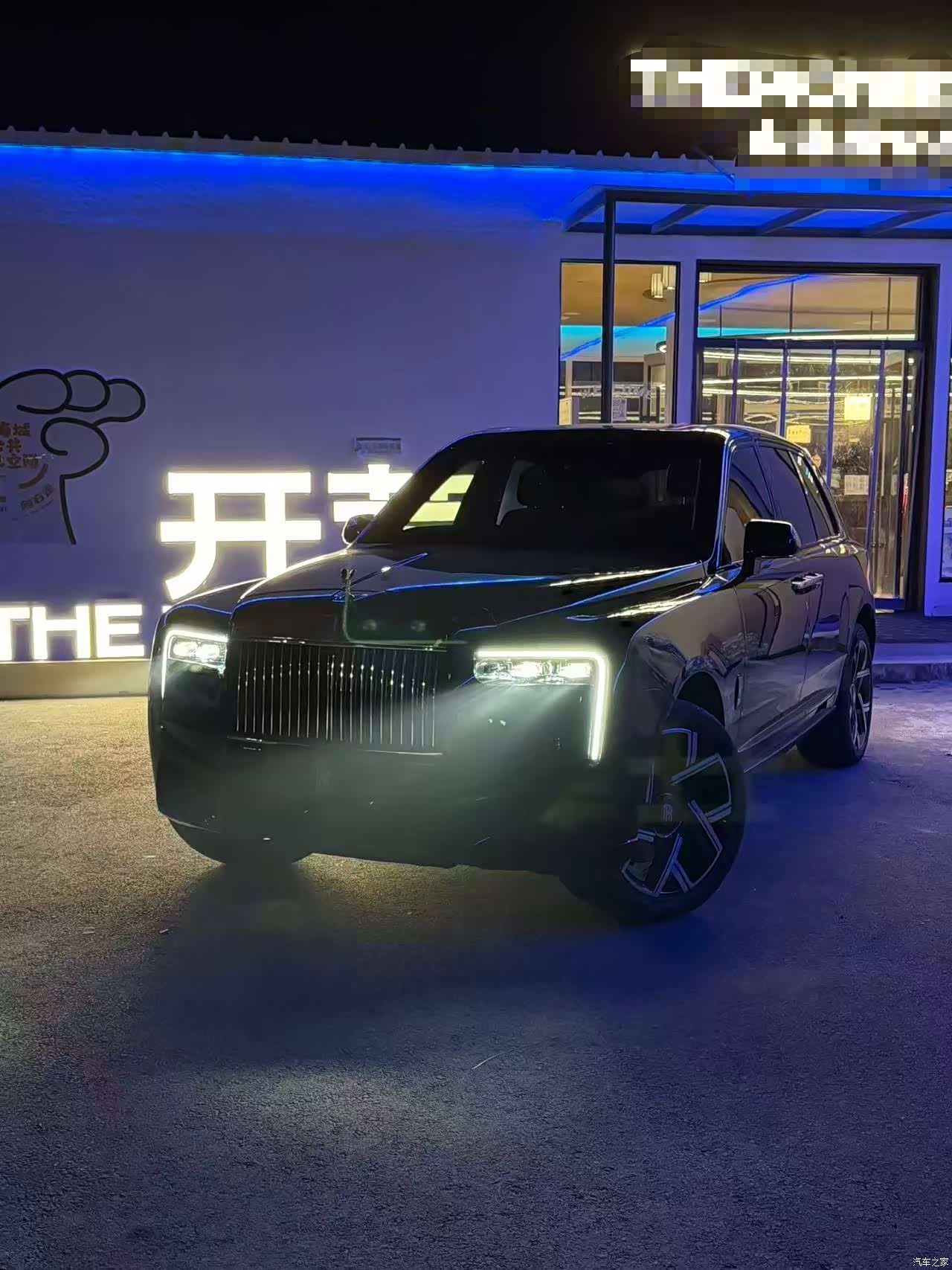 Rolls-Royce Cullinan, 2019 все фото