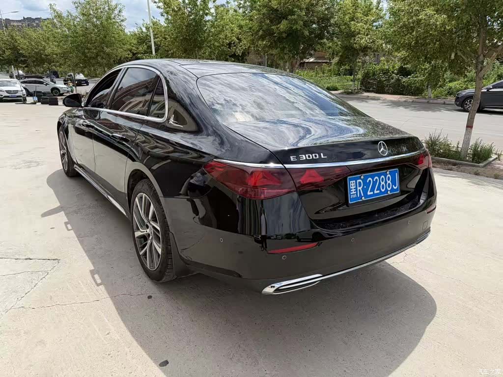 Mercedes-Benz E-Class, 2024 все фото