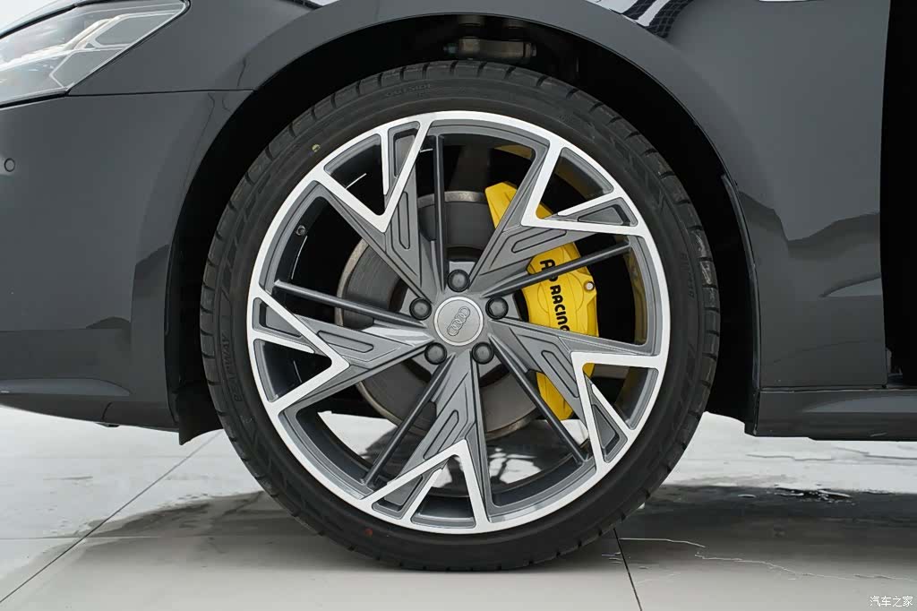 Audi A7L, 2024 33