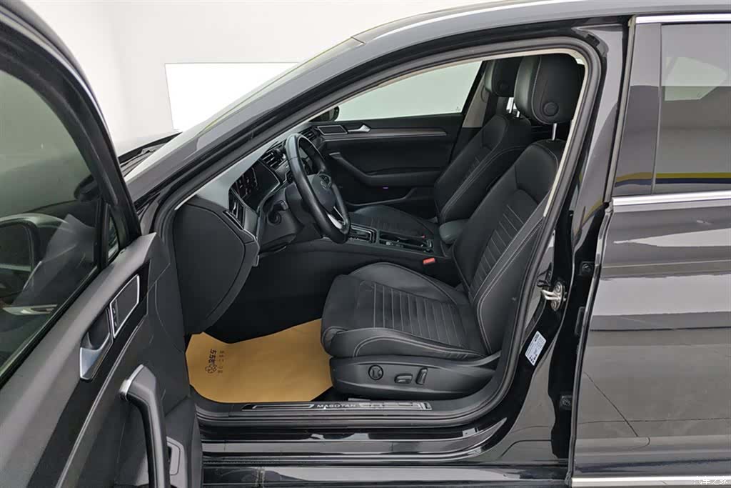 Volkswagen Magotan, 2021 9