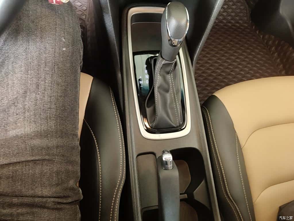 Chevrolet 320, 2022 14