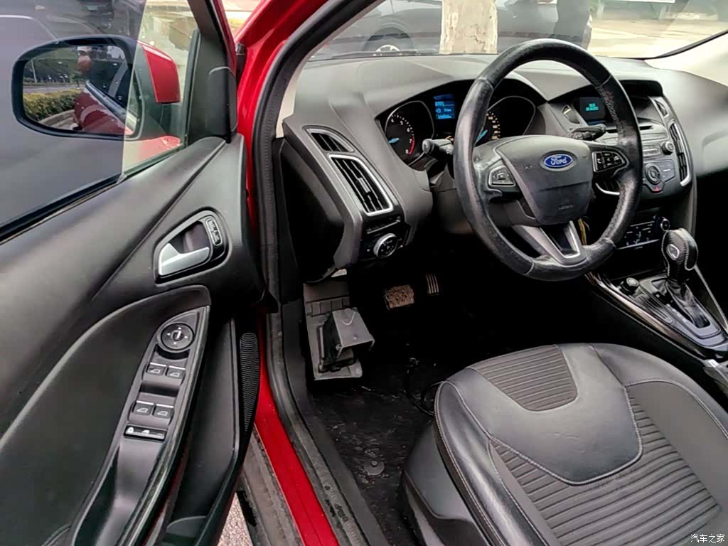 Ford Focus, 2015 16