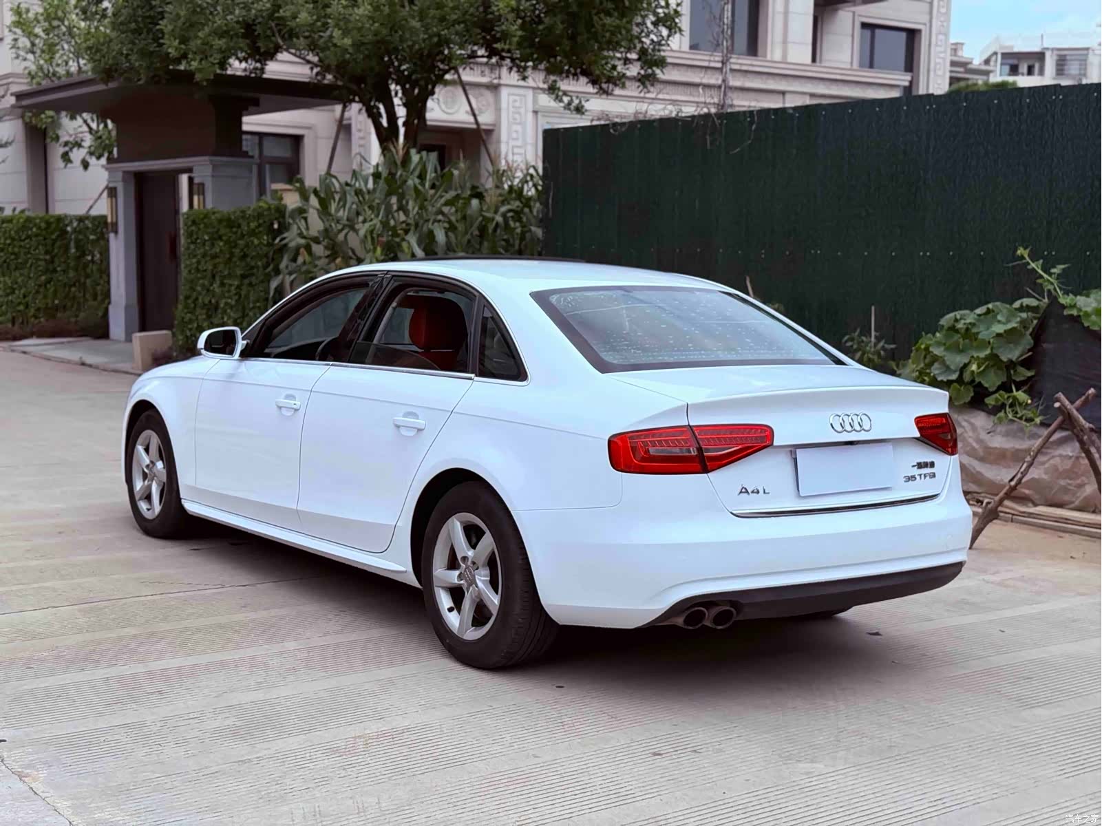 Audi A4L, 2013 8